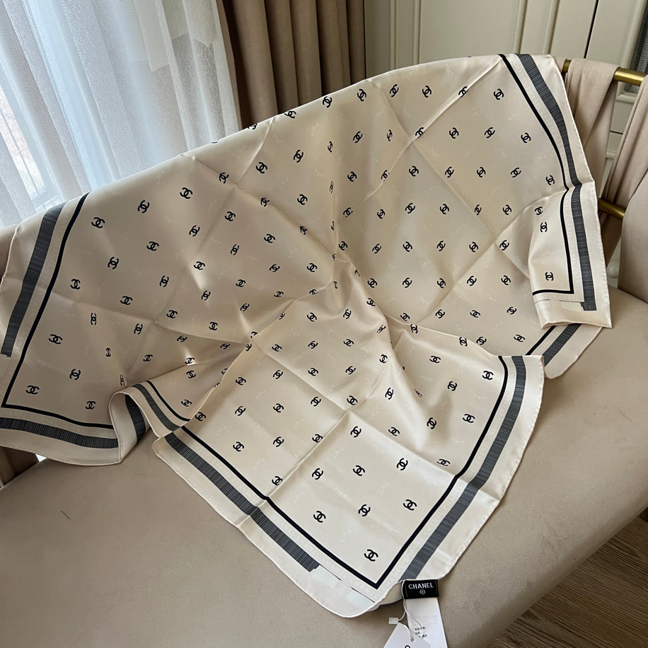 Chnel İpek Twill Eşarp