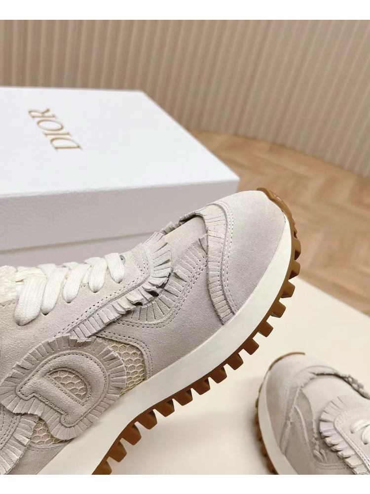CD Sneaker