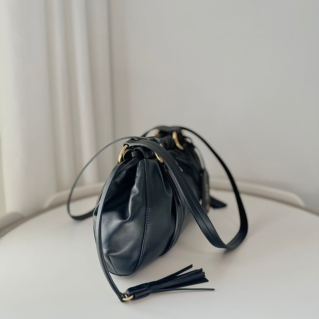 MIU vintage kol altı mantı çantası