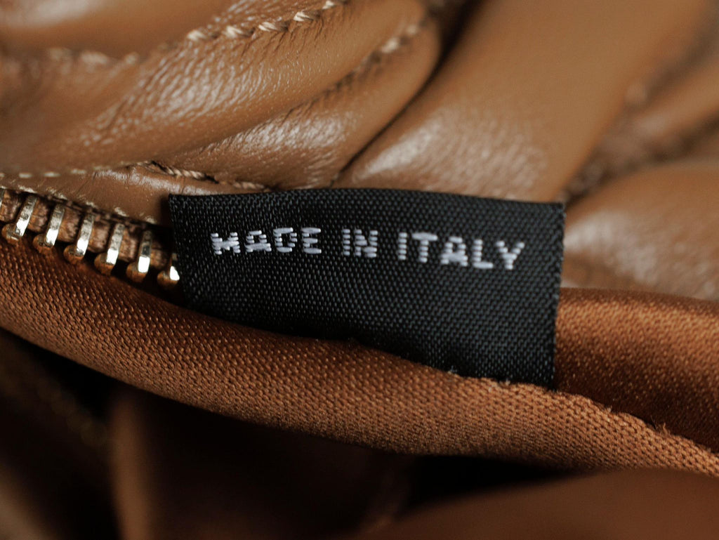 Baklava Desenli Şişme Deri Çanta