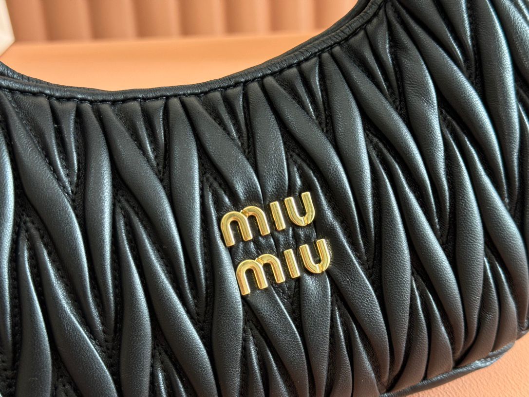 Miu Wander Çanta