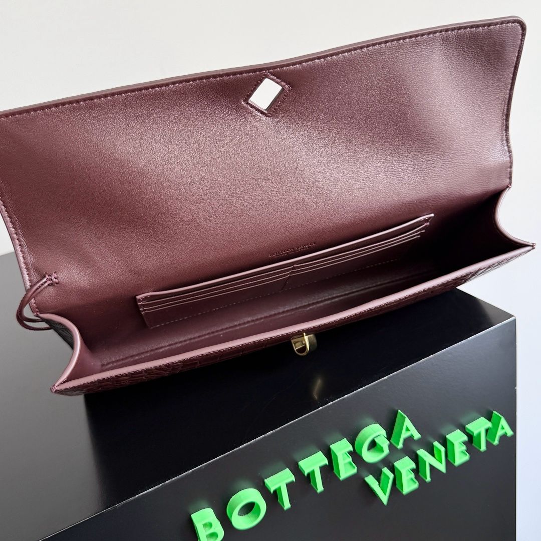 BTG VNT Çanta 2