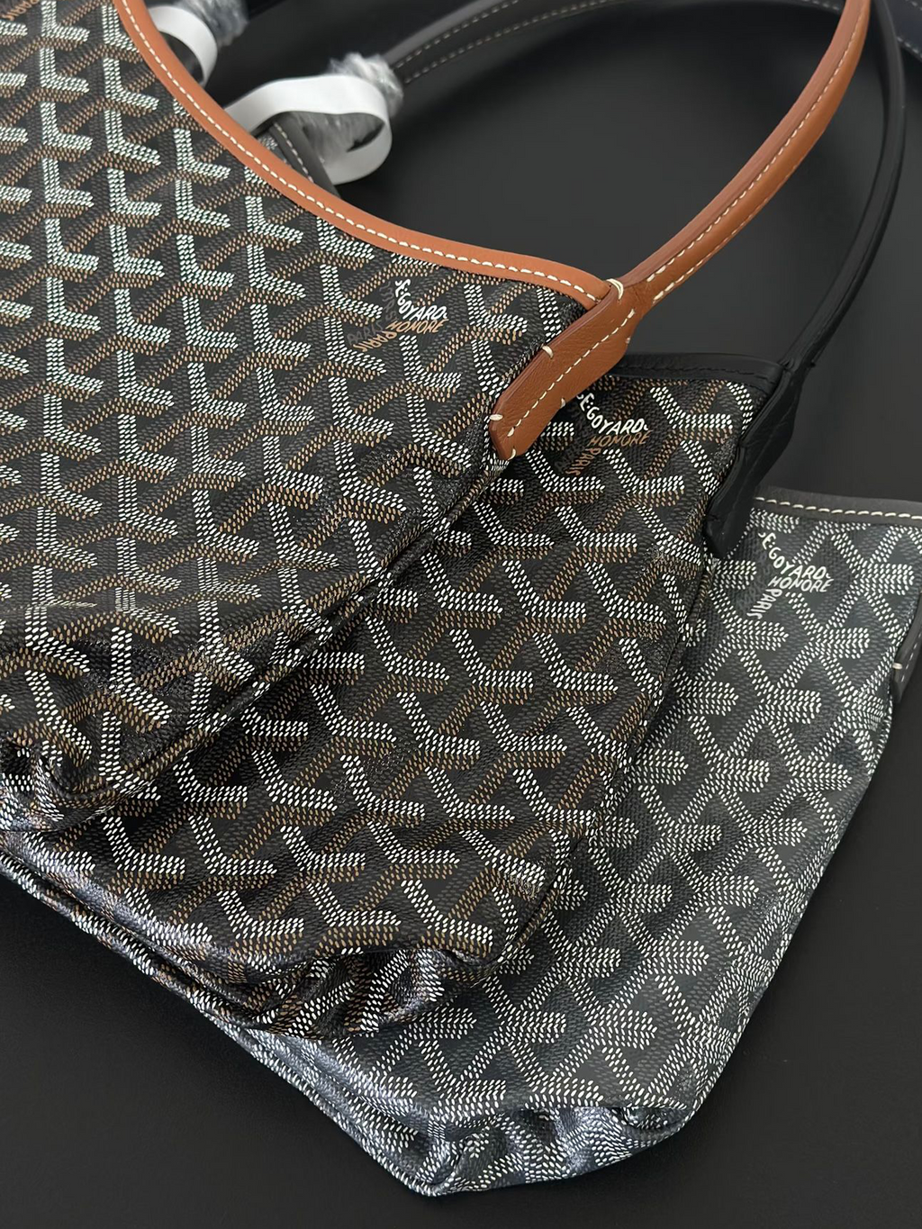 Goyard mini size