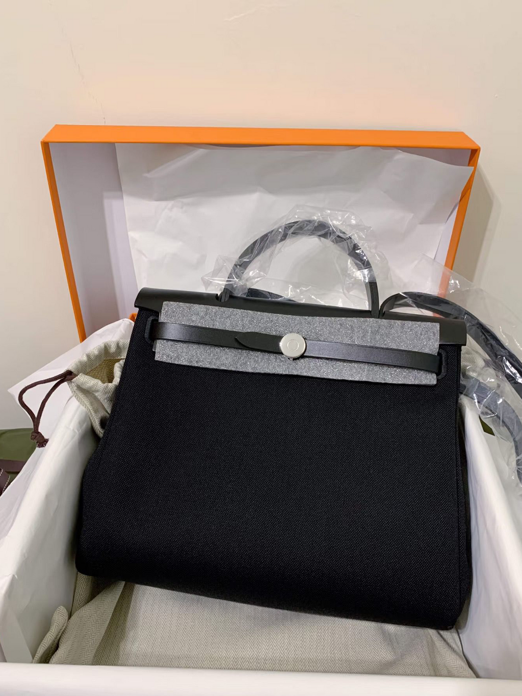 Silver Tokalı Çanta