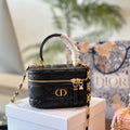 D✨or case bag