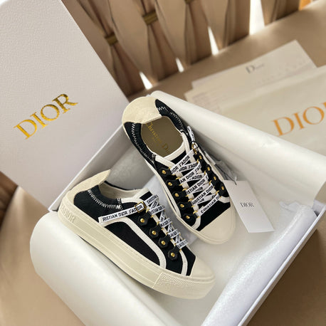 Dior sneaker